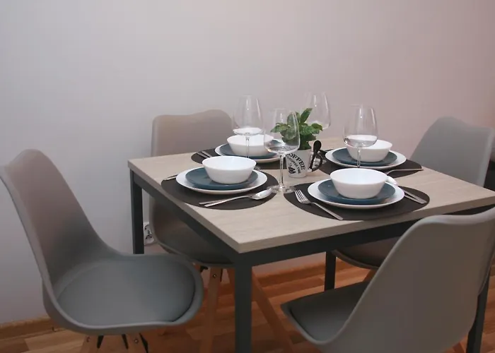 Seventh House * كراكوفيا