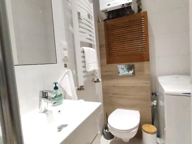 Seventh House アパート *