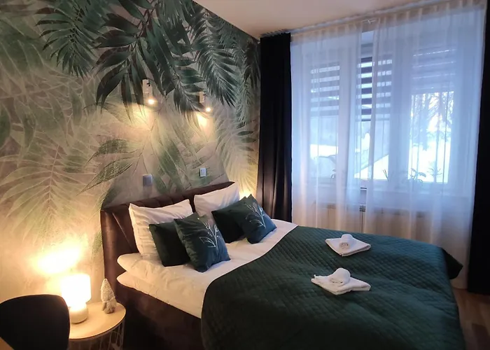 アパート Seventh House