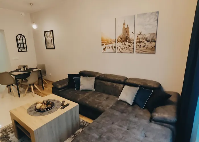 Seventh House شقة