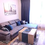 Seventh House Апартаменты